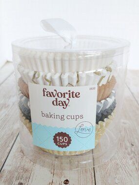 Favorite Day Baking Cups 150 Count Cupcake Wrappers Muffin Liners Party Snacks